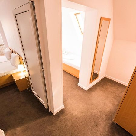 Manea Orsova Hotel Ngoại thất bức ảnh