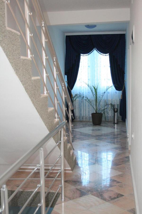 Manea Orsova Hotel Ngoại thất bức ảnh