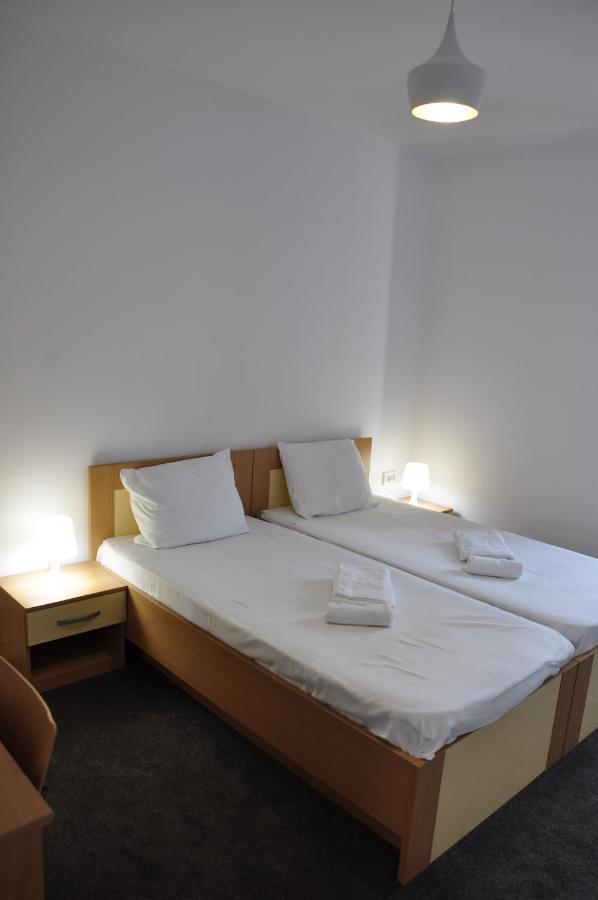 Manea Orsova Hotel Ngoại thất bức ảnh