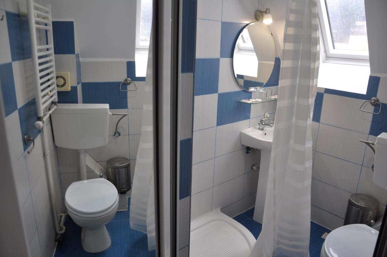 Manea Orsova Hotel Ngoại thất bức ảnh