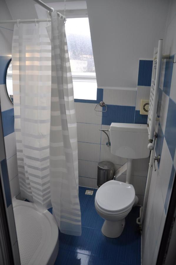 Manea Orsova Hotel Ngoại thất bức ảnh